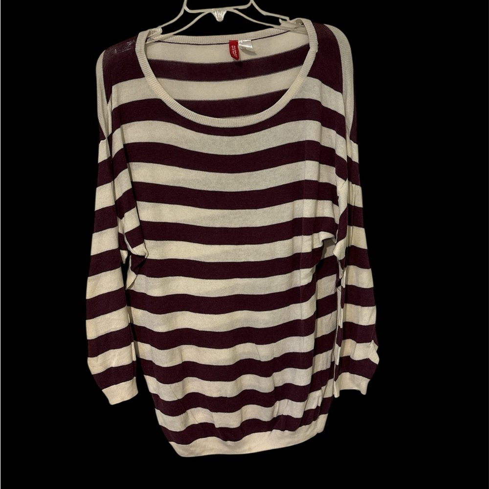 H&M Divided Purple and Cream Knit